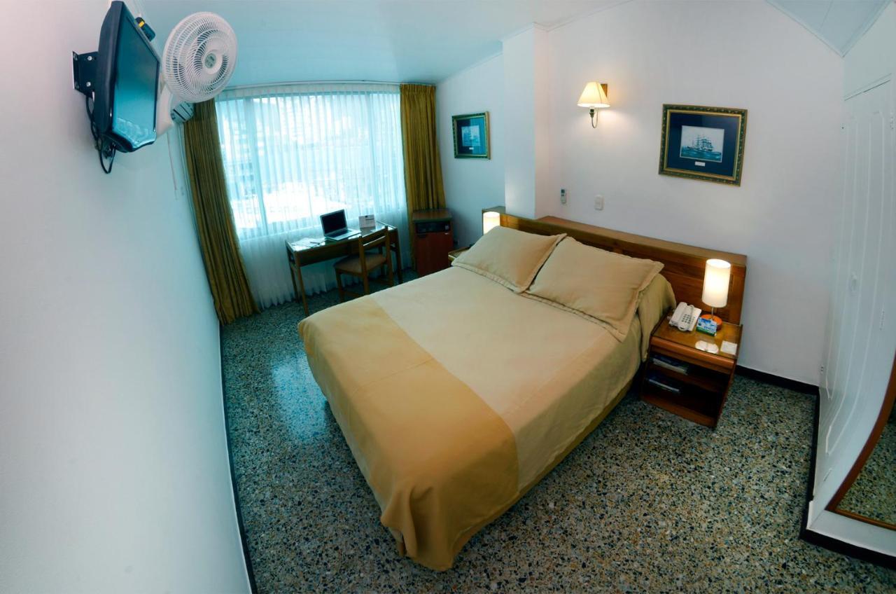 Hotel Villavicencio Plaza Exteriér fotografie